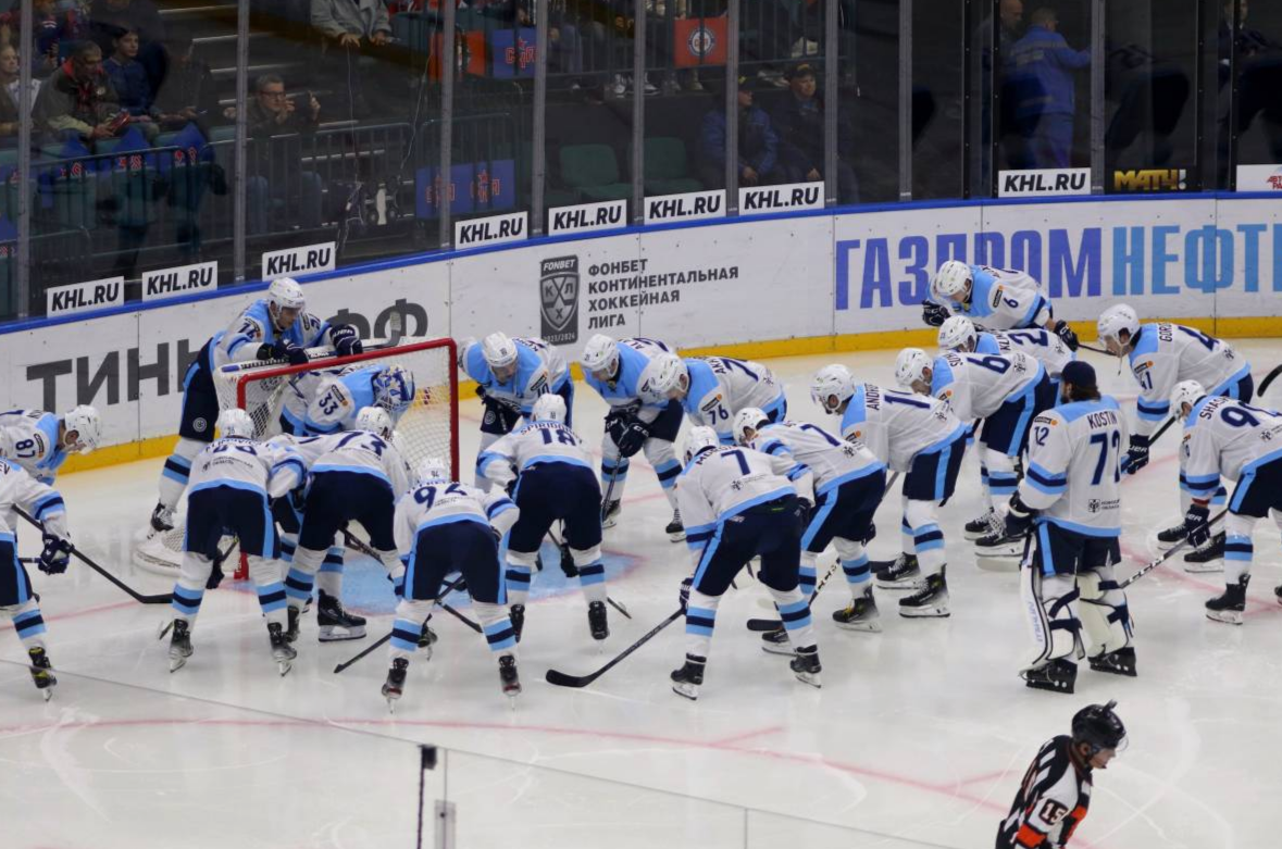 Сибирь — Нефтехимик